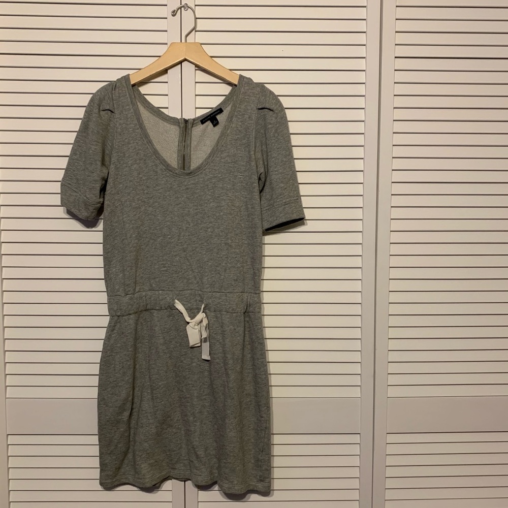 Banana Republic gray cotton short sleeve dress